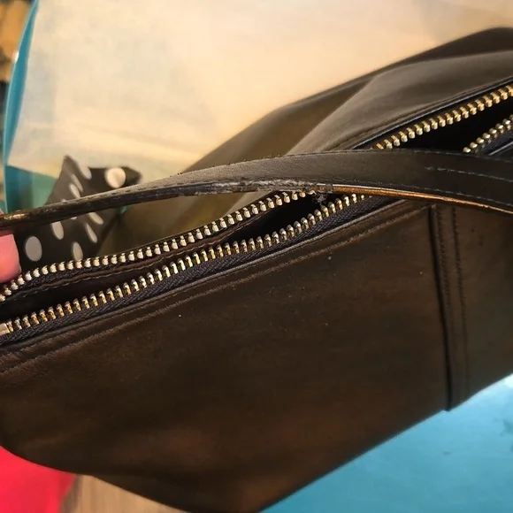 Coach Purse - Picture 15 of 16